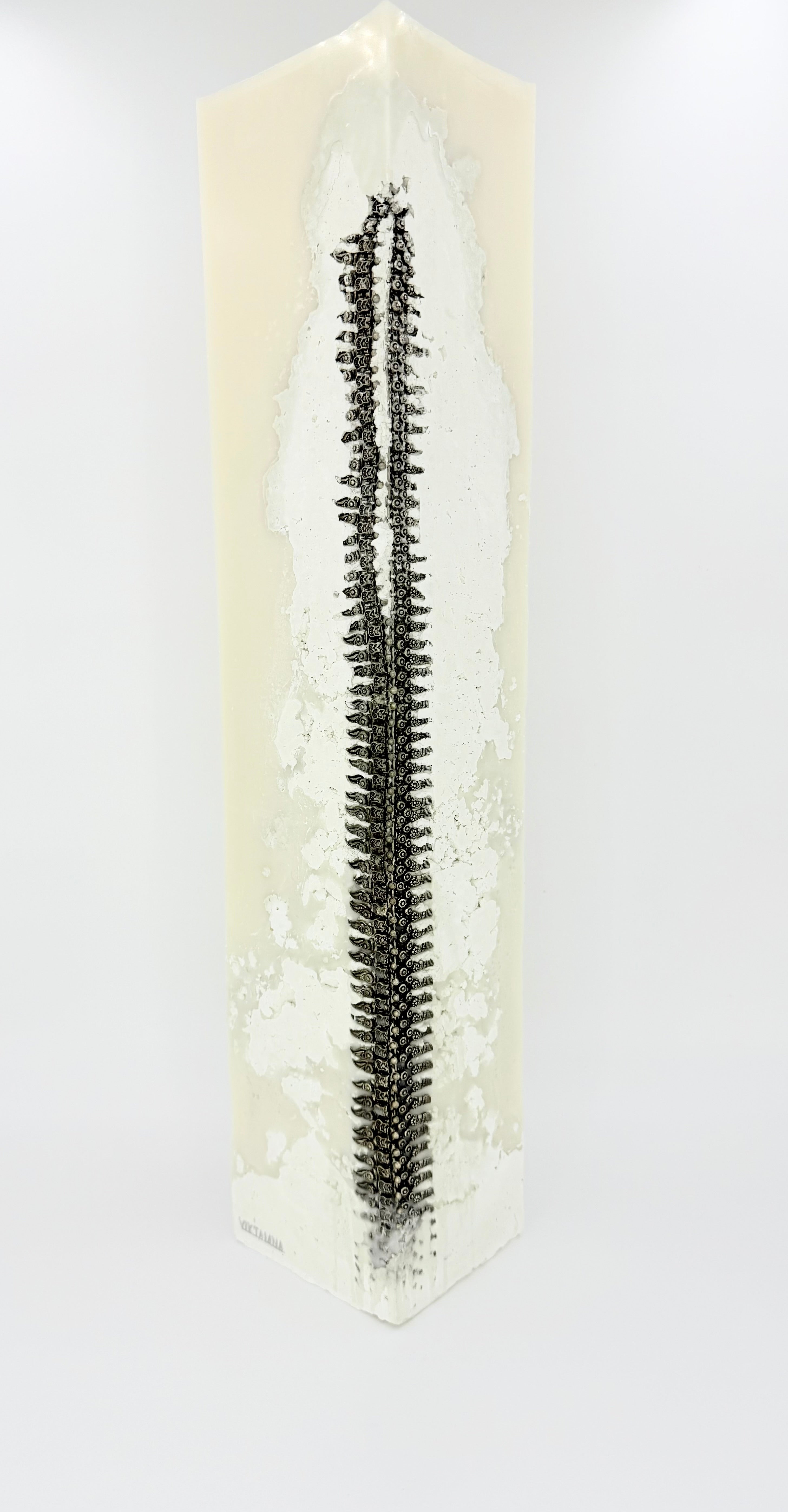 The concrete jewelled