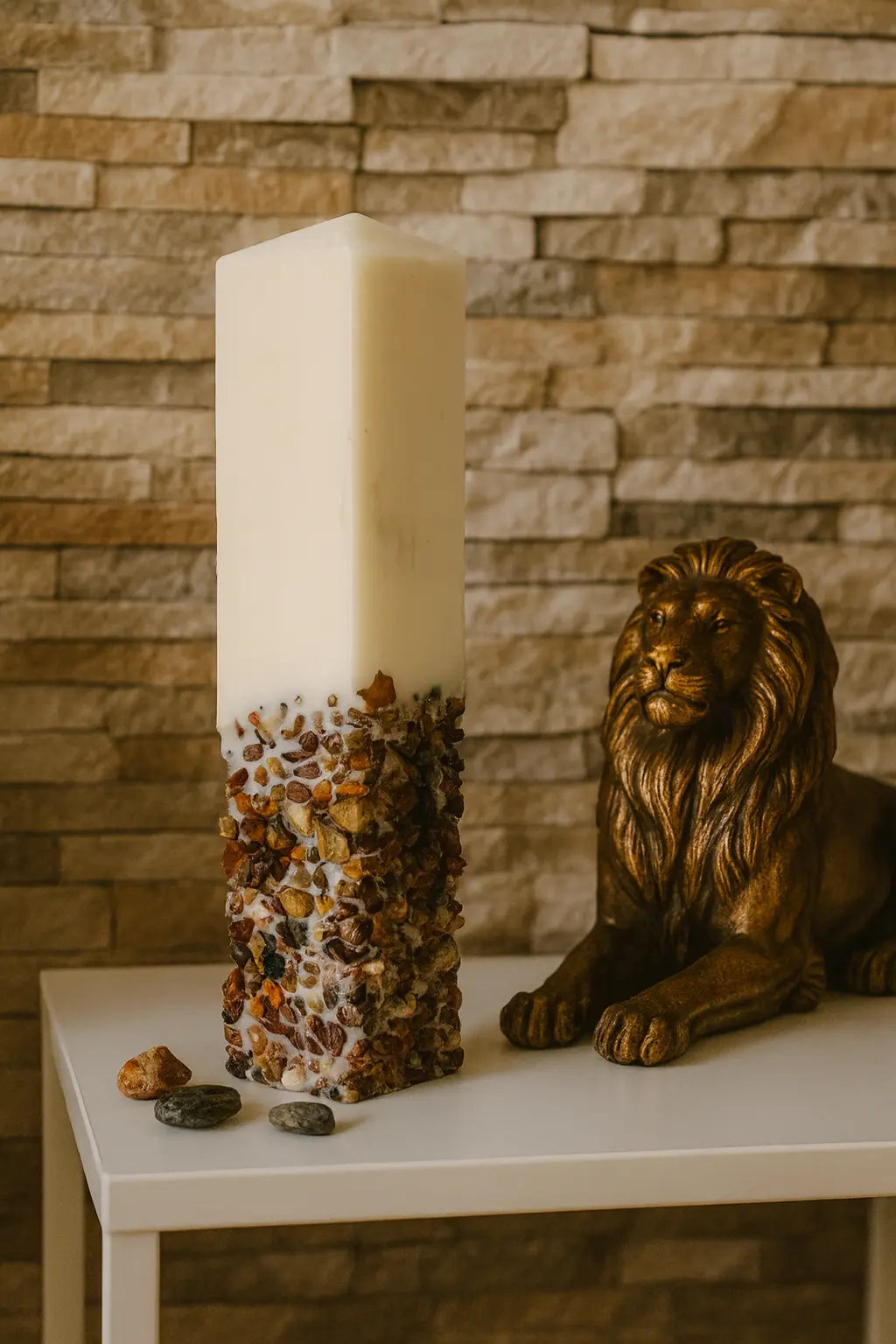 Speckles of Bloodstone Candlez